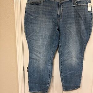 Old Navy Women's Cropped Blue Jeans